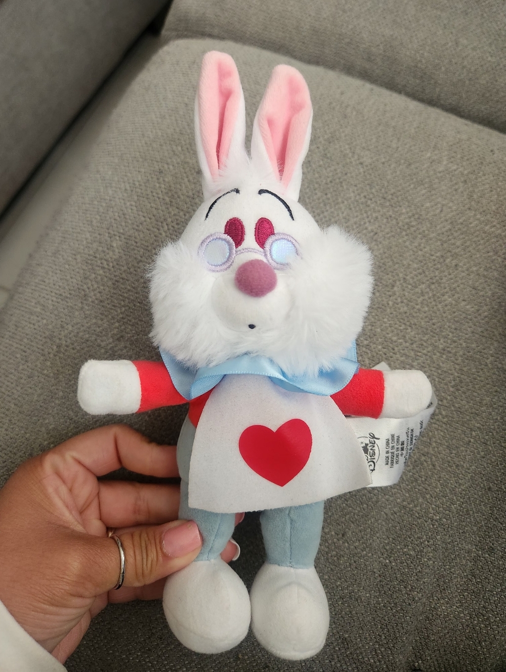 Alice & White Rabbit Nuimos - Picture 5 of 5